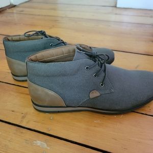 R2 Men's Canvas chukka boots